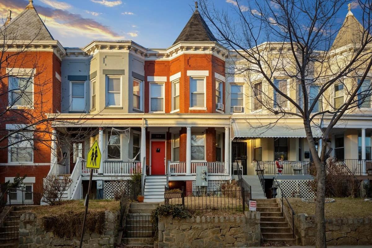 Entire 1-Br Apt In Noma Eckington ワシントン エクステリア 写真