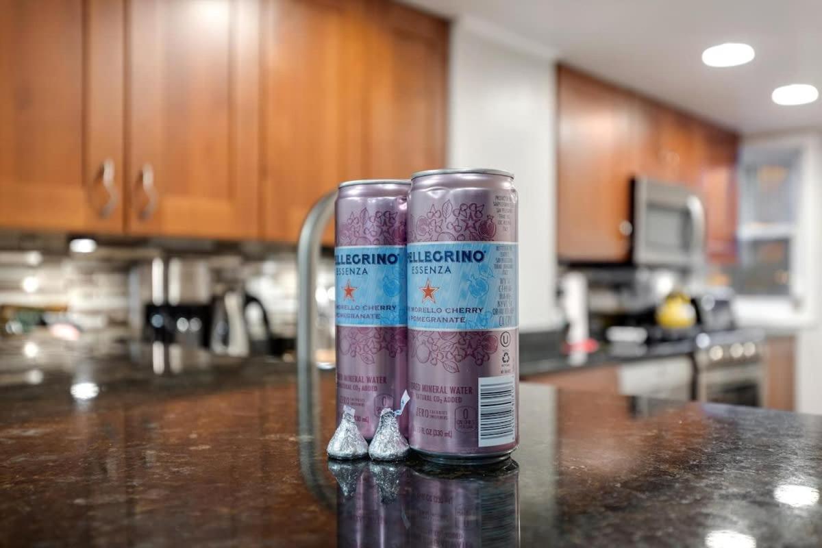 Entire 1-Br Apt In Noma Eckington ワシントン エクステリア 写真