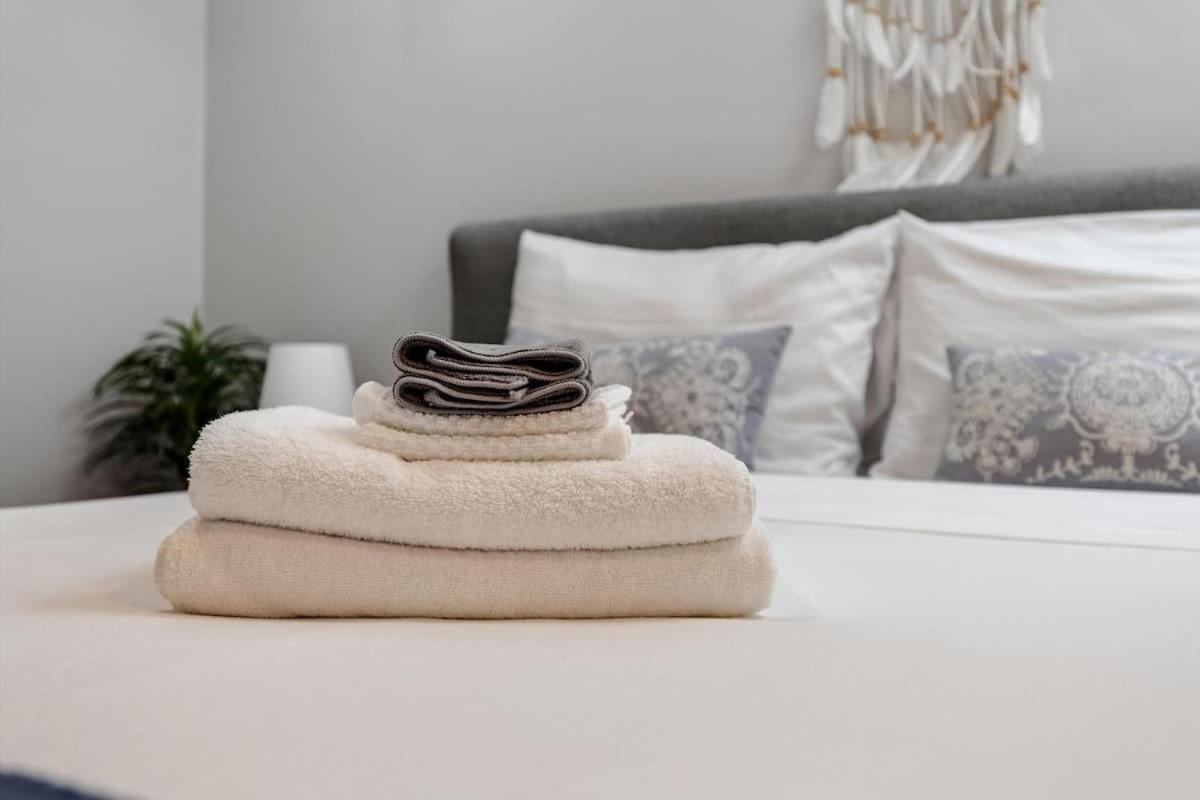 Entire 1-Br Apt In Noma Eckington ワシントン エクステリア 写真