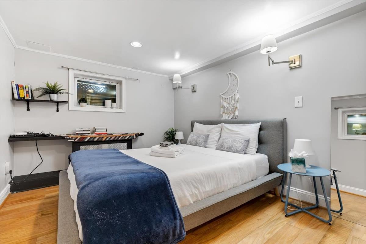 Entire 1-Br Apt In Noma Eckington ワシントン エクステリア 写真